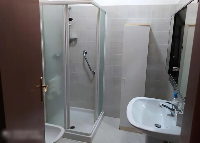 Stanza Con Bagno Ed Accesso Privati Guest house Trieste